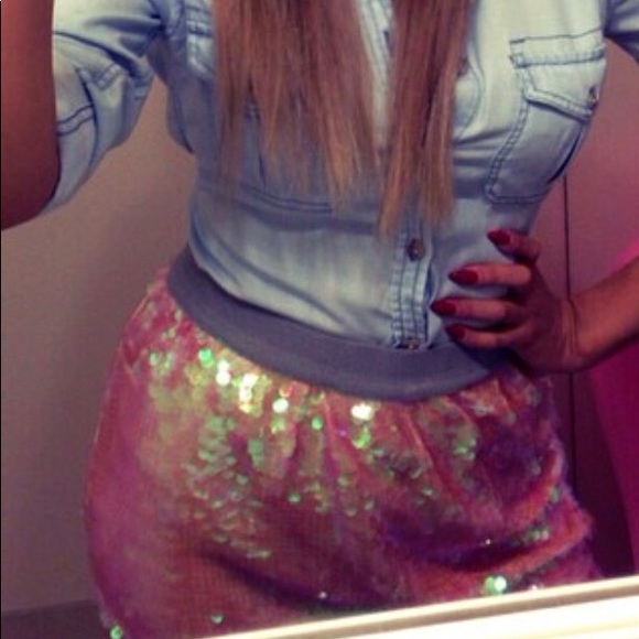 Sequins skirt - Picture 3 of 3